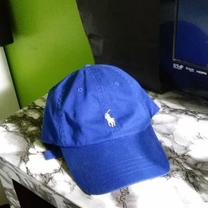 Fitted polo hat